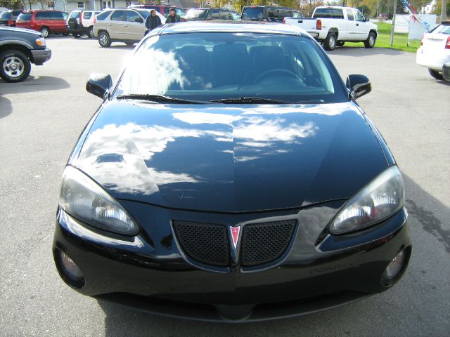 Pontiac Grand Prix 2007 photo 1