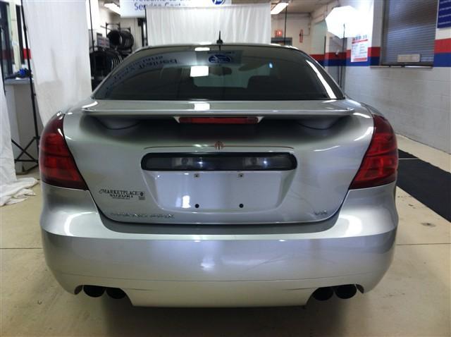 Pontiac Grand Prix 2008 photo 4