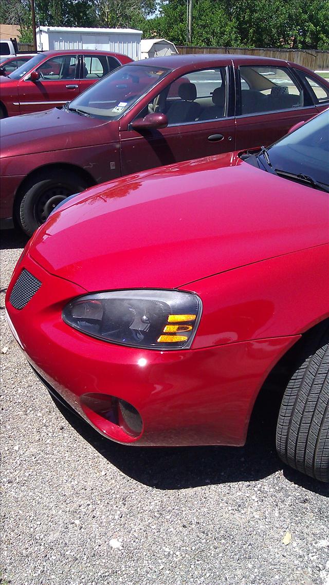 Pontiac Grand Prix 2008 photo 2