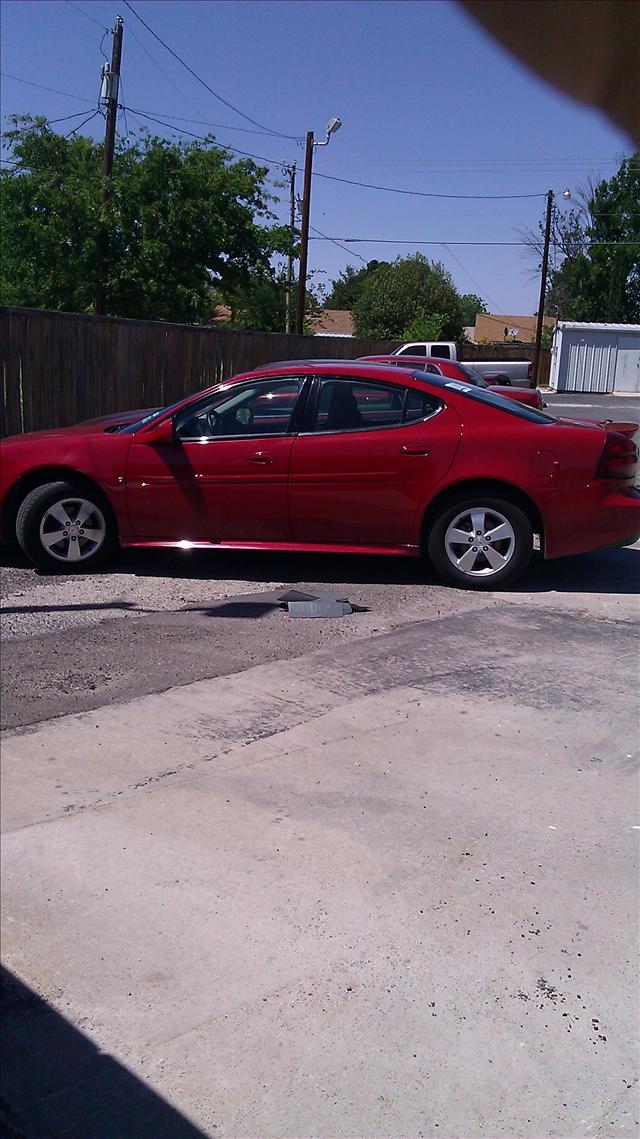 Pontiac Grand Prix 2008 photo 4
