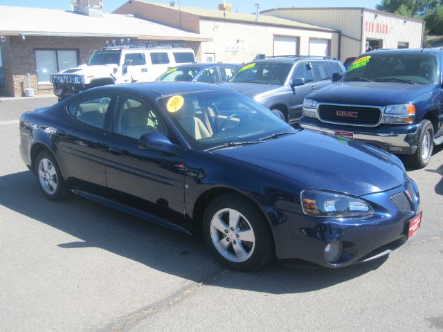 Pontiac Grand Prix 2008 photo 4