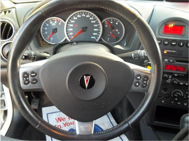 Pontiac Grand Prix 2008 photo 4