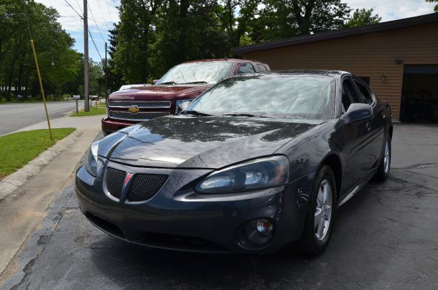 Pontiac Grand Prix 2008 photo 3