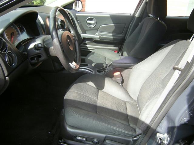 Pontiac Grand Prix 2008 photo 4