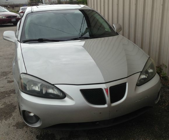 Pontiac Grand Prix 2008 photo 4