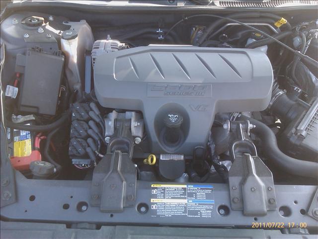 Pontiac Grand Prix 2008 photo 3