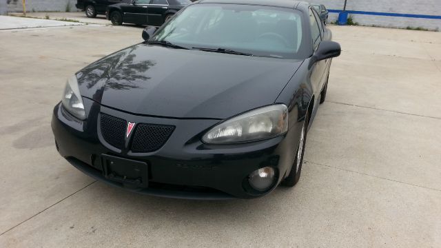 Pontiac Grand Prix 2008 photo 4