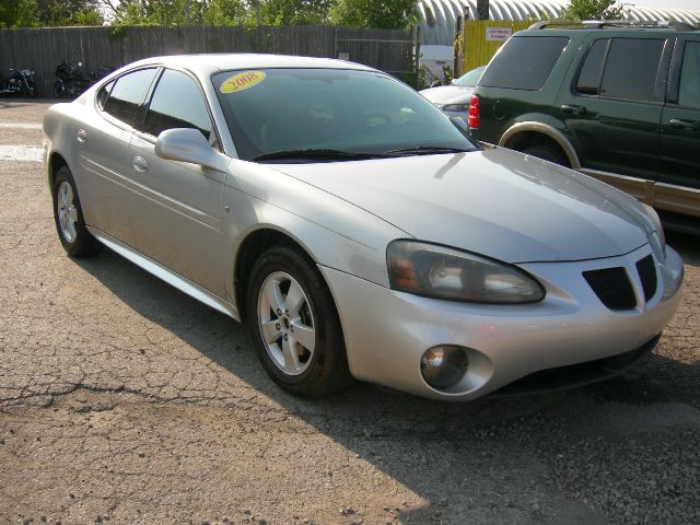 Pontiac Grand Prix 2008 photo 3