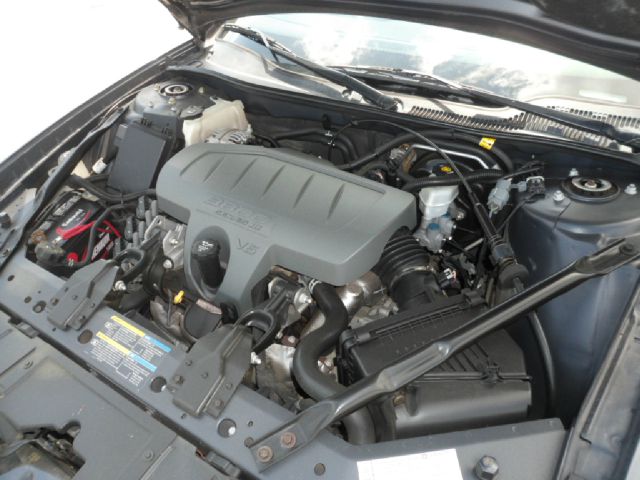 Pontiac Grand Prix 2008 photo 16