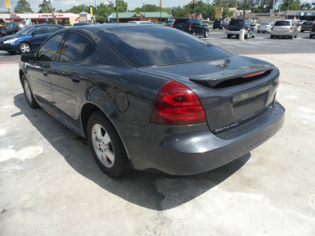 Pontiac Grand Prix 2008 photo 20