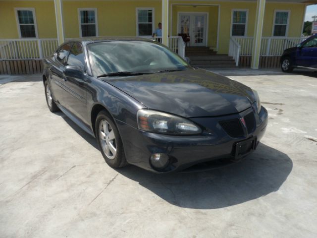 Pontiac Grand Prix 2008 photo 6