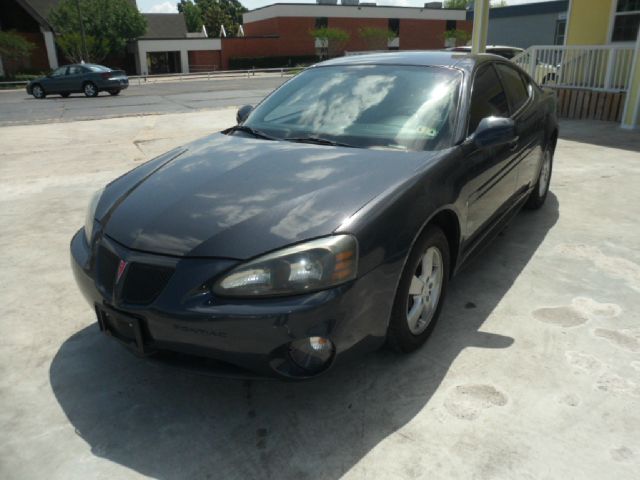Pontiac Grand Prix 2008 photo 8