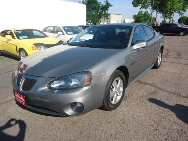 Pontiac Grand Prix 2008 photo 2