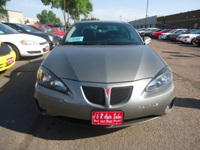 Pontiac Grand Prix 2008 photo 3