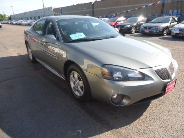 Pontiac Grand Prix 2008 photo 4