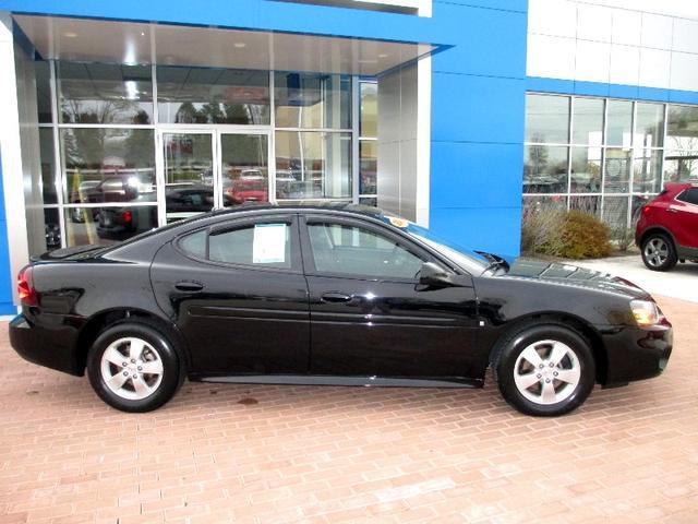 Pontiac Grand Prix 2008 photo 3