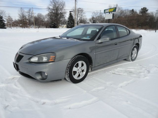 Pontiac Grand Prix 2008 photo 1