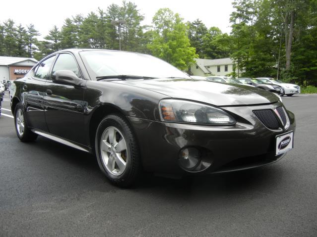 Pontiac Grand Prix 2008 photo 2