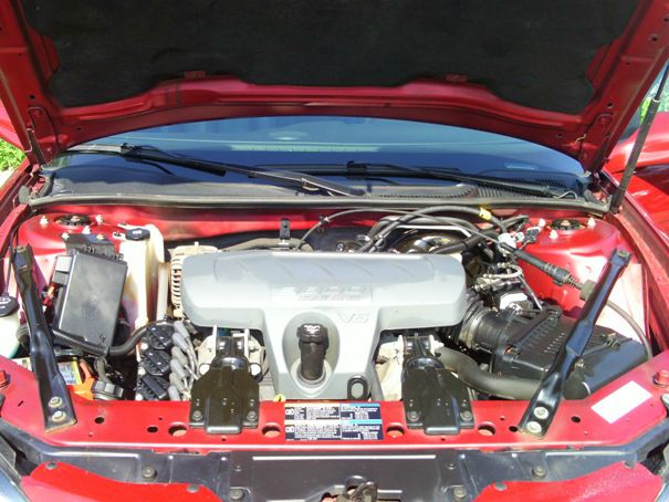 Pontiac Grand Prix 2008 photo 12