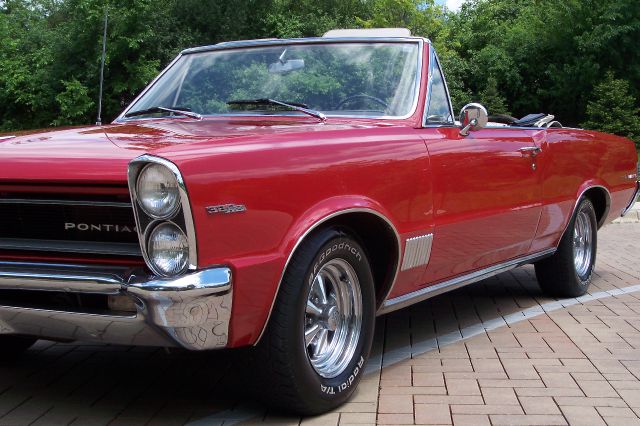 Pontiac LEMANS GTO 1965 photo 43