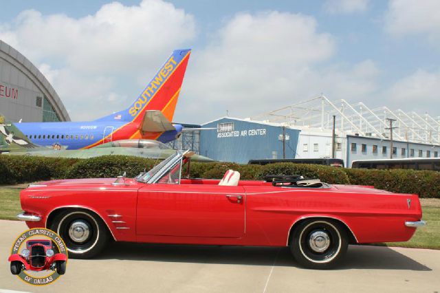 Pontiac Lemans 1963 photo 17