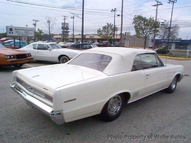 Pontiac Lemans 1964 photo 1
