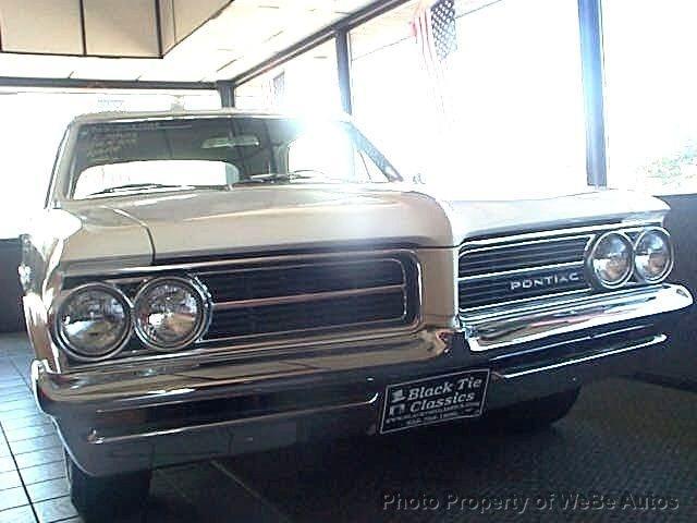Pontiac Lemans 1964 photo 8