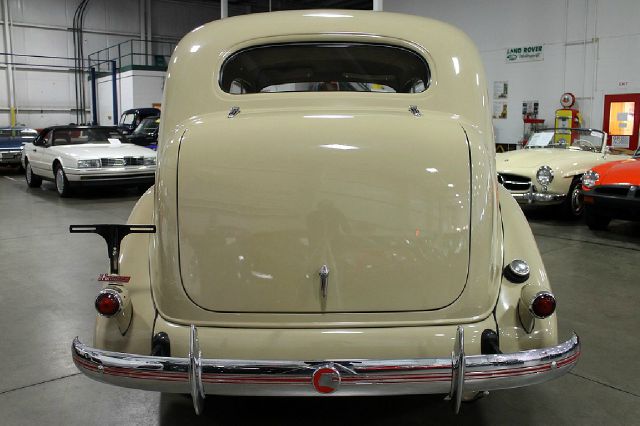 Pontiac Master Silverstreak 1936 photo 1