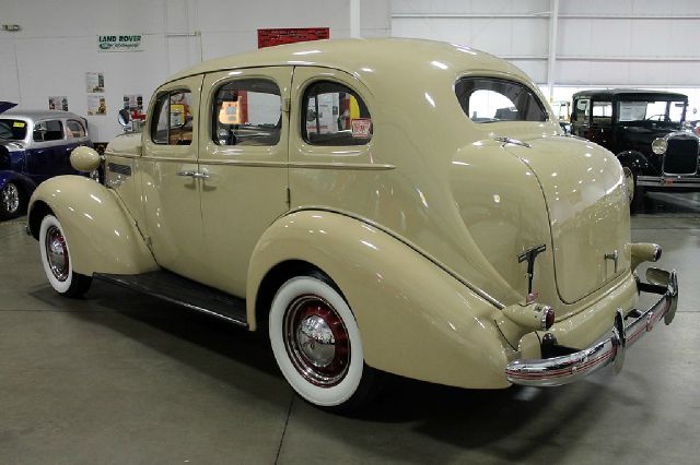 Pontiac Master Silverstreak 1936 photo 2