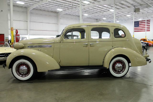 Pontiac Master Silverstreak 1936 photo 3