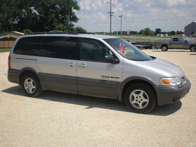 Pontiac Montana 1998 photo 3