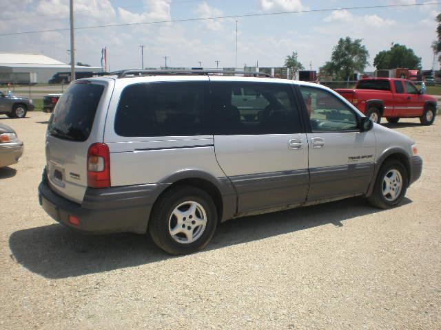 Pontiac Montana 1998 photo 1