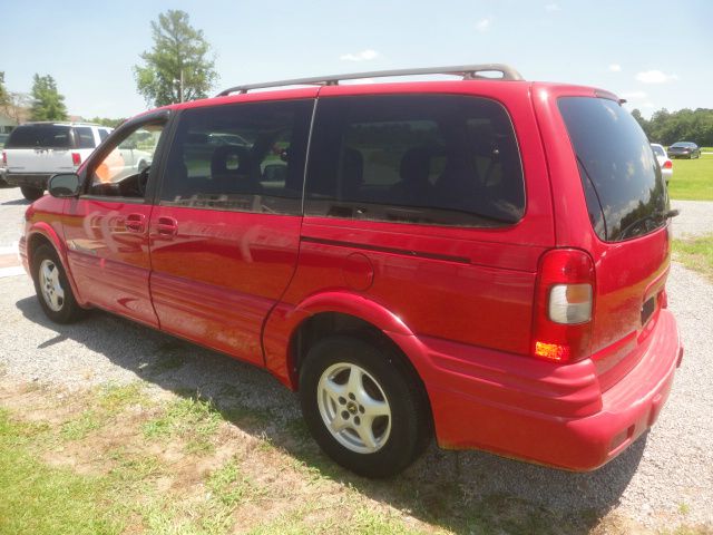Pontiac Montana 2WD 2dr Supercab 126 MiniVan