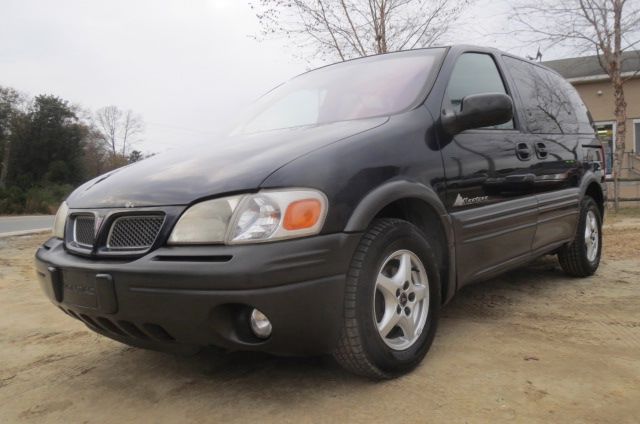 Pontiac Montana 2000 photo 1