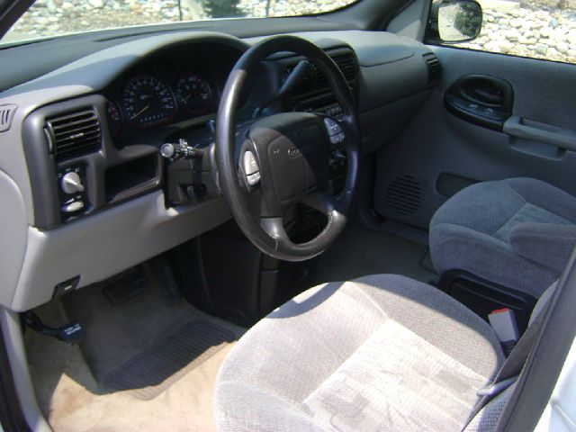 Pontiac Montana 2000 photo 3