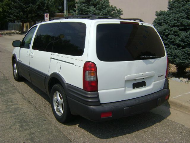 Pontiac Montana 2000 photo 4