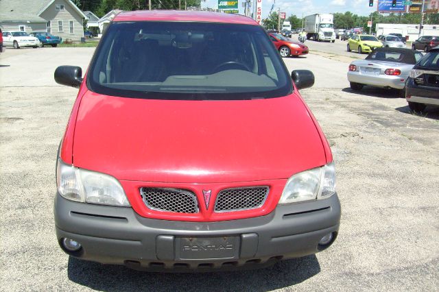 Pontiac Montana 2000 photo 2