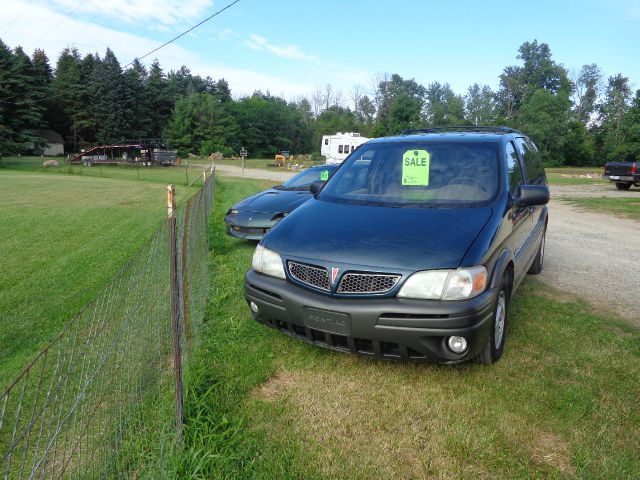 Pontiac Montana 2001 photo 1