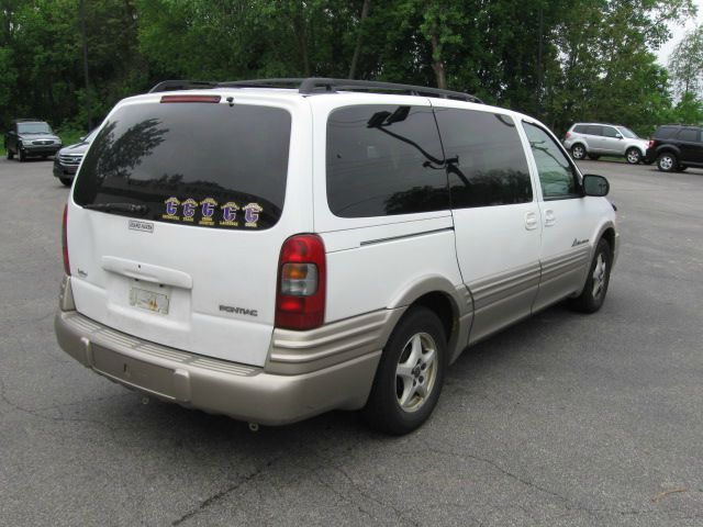 Pontiac Montana 2001 photo 7