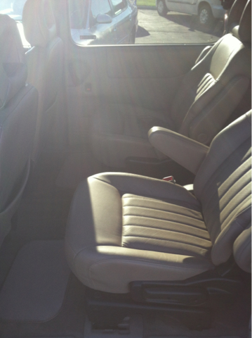 Pontiac Montana 4WD 4dr 3.5L MiniVan