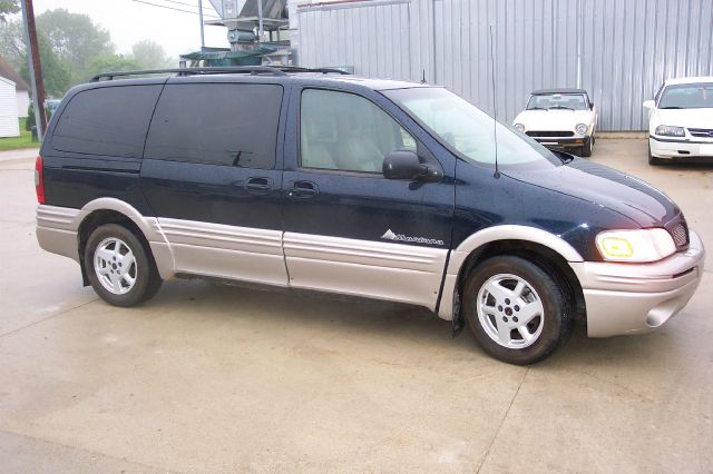 Pontiac Montana 2002 photo 3