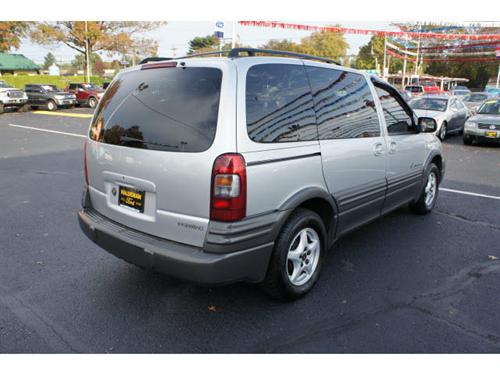 Pontiac Montana 2002 photo 4