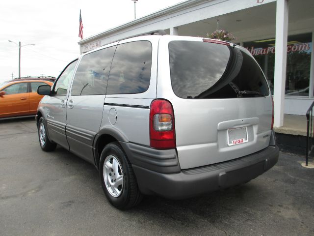 Pontiac Montana 2002 photo 3