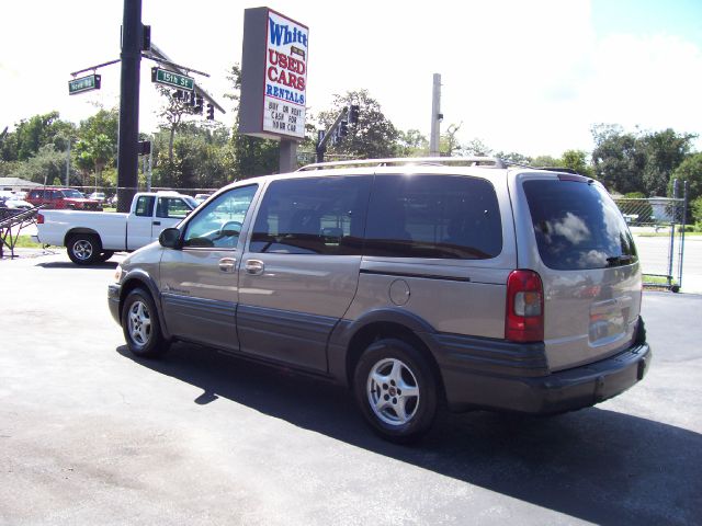 Pontiac Montana 2002 photo 3