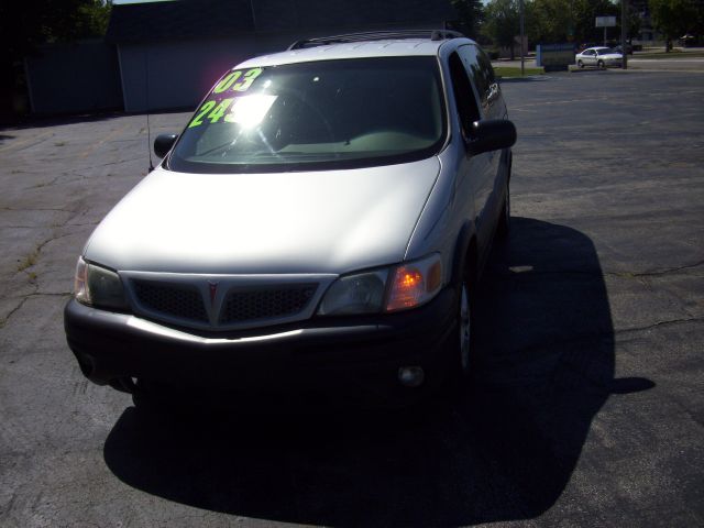 Pontiac Montana 2003 photo 1