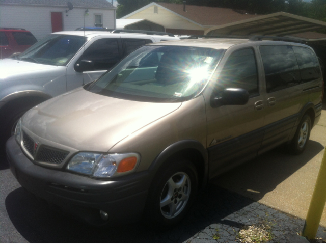 Pontiac Montana 2003 photo 3