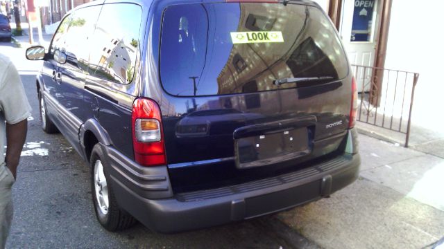 Pontiac Montana 2003 photo 1