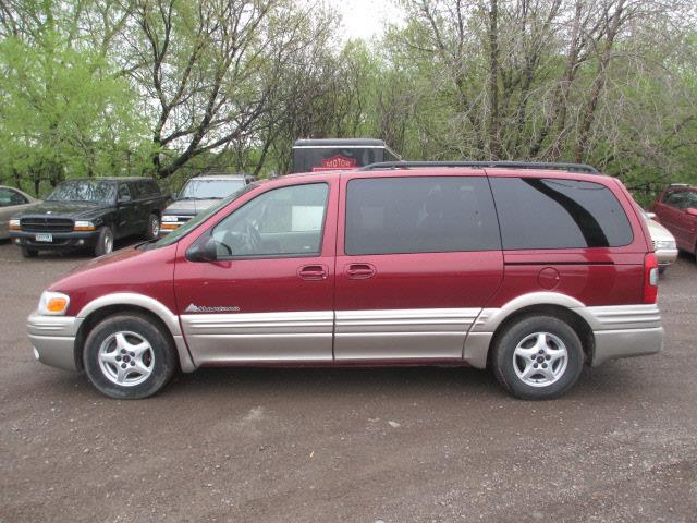 Pontiac Montana 2003 photo 1
