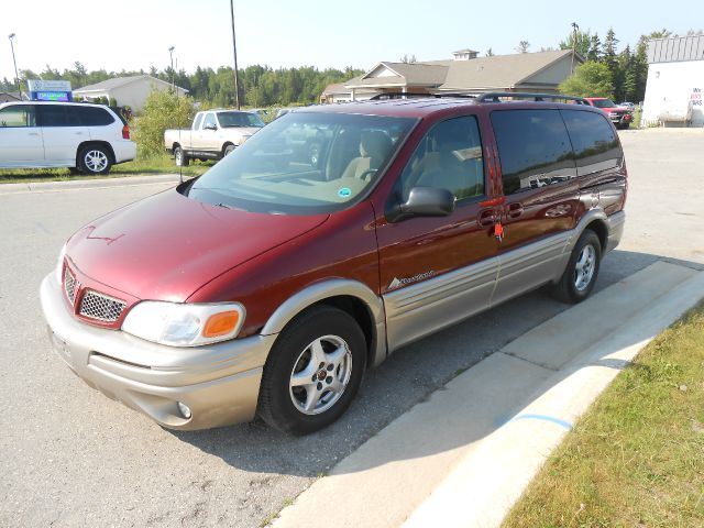 Pontiac Montana 2003 photo 2