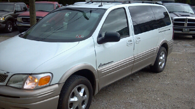 Pontiac Montana 2004 photo 1